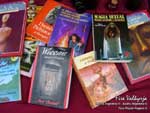 Wicca, Asatru, Feria Pagana, Pagan Fair, Venta de Pentaculos, Book of Shadows, Libros de Las Sombras, Remeras paganas, remeras wicca, runas, tarot, Mjollnirs, martillos de thor, Dioses, Diosas, Lectura de Cartas, Lectura de Runas, Remeras con motivos paganos, Herramientas mágicas, Mazos de cartas, Runas, libros, velas, sahumerios, piedras